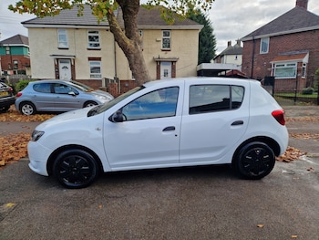 Dacia Sandero feature image 3