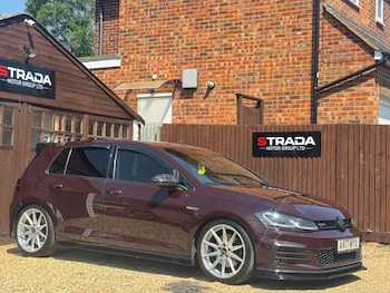 Used Volkswagen Golf 2017 for sale - 78977763: Photo