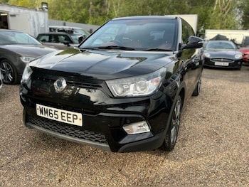 Used Ssangyong Tivoli 2015 for sale - 79205874: Photo