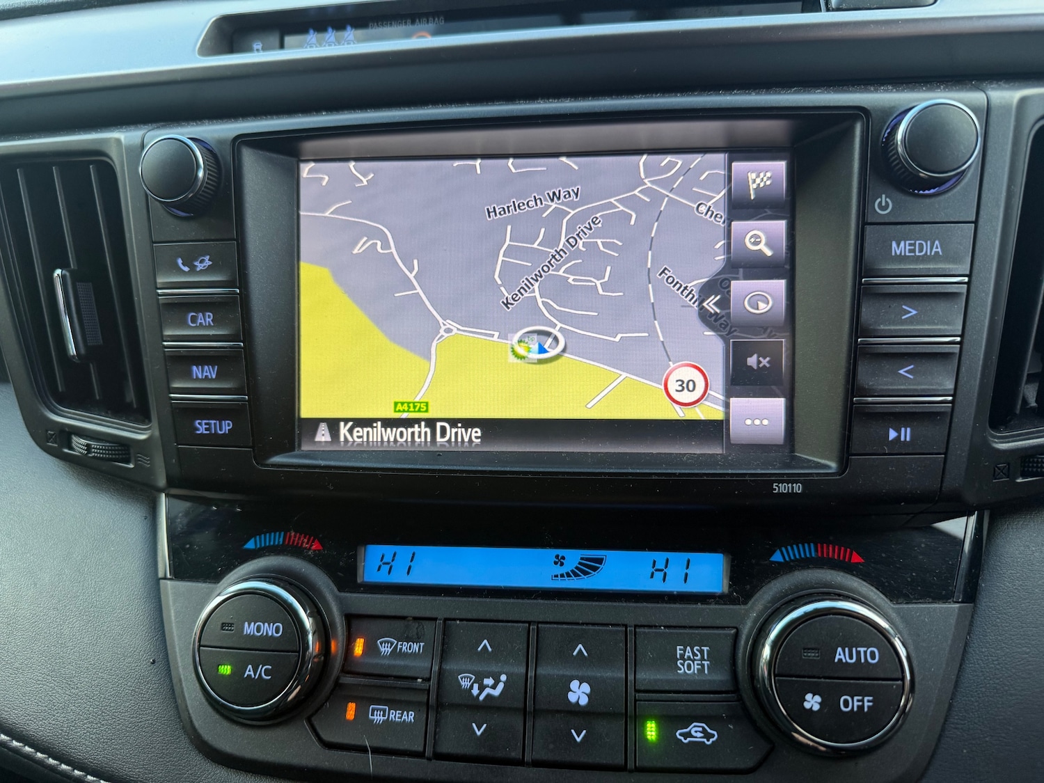 Used Toyota RAV4 2016 for sale - 77165065: Photo 13