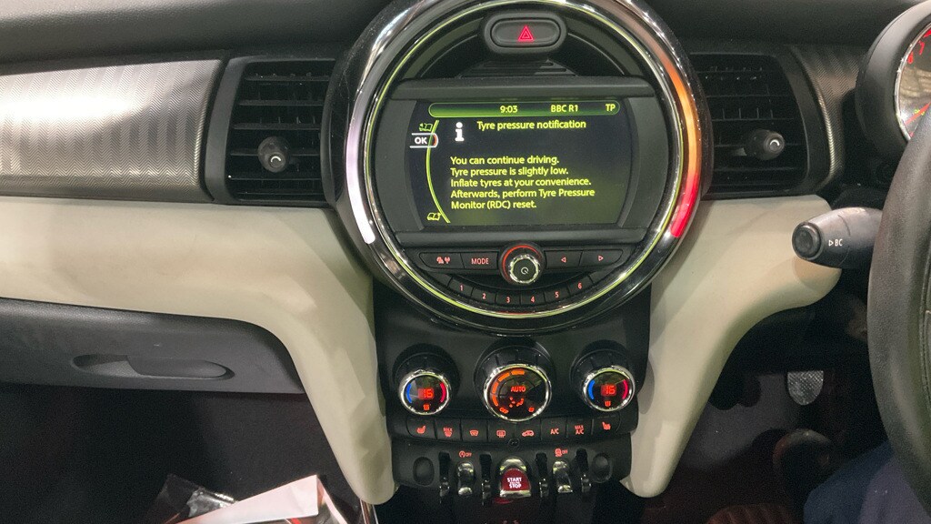 Used MINI Hatch 2017 for sale - 76792669: Photo 10