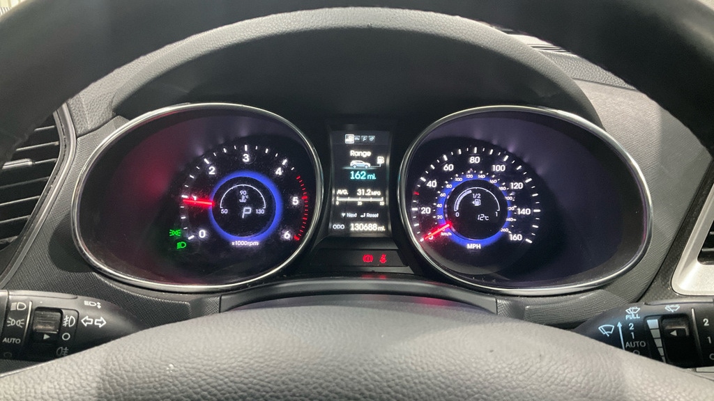 Used Hyundai Santa Fe 2015 for sale - 77210282: Photo 10