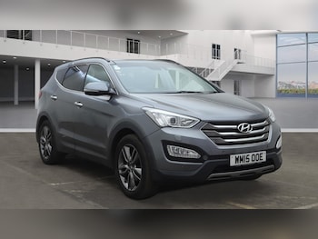 Used Hyundai Santa Fe 2015 for sale - 77210282: Photo
