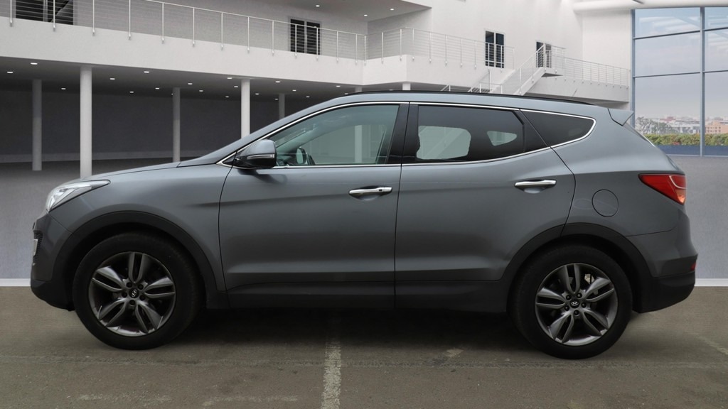 Used Hyundai Santa Fe 2015 for sale - 77210282: Photo 6