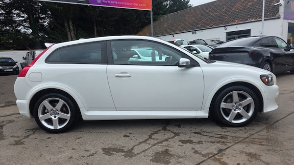 Used Volvo C30 2008 for sale - 76221978: Photo 2