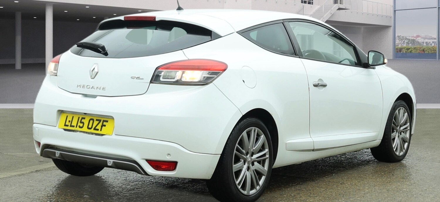 Used Renault Megane 2015 for sale - 77519459: Photo 4