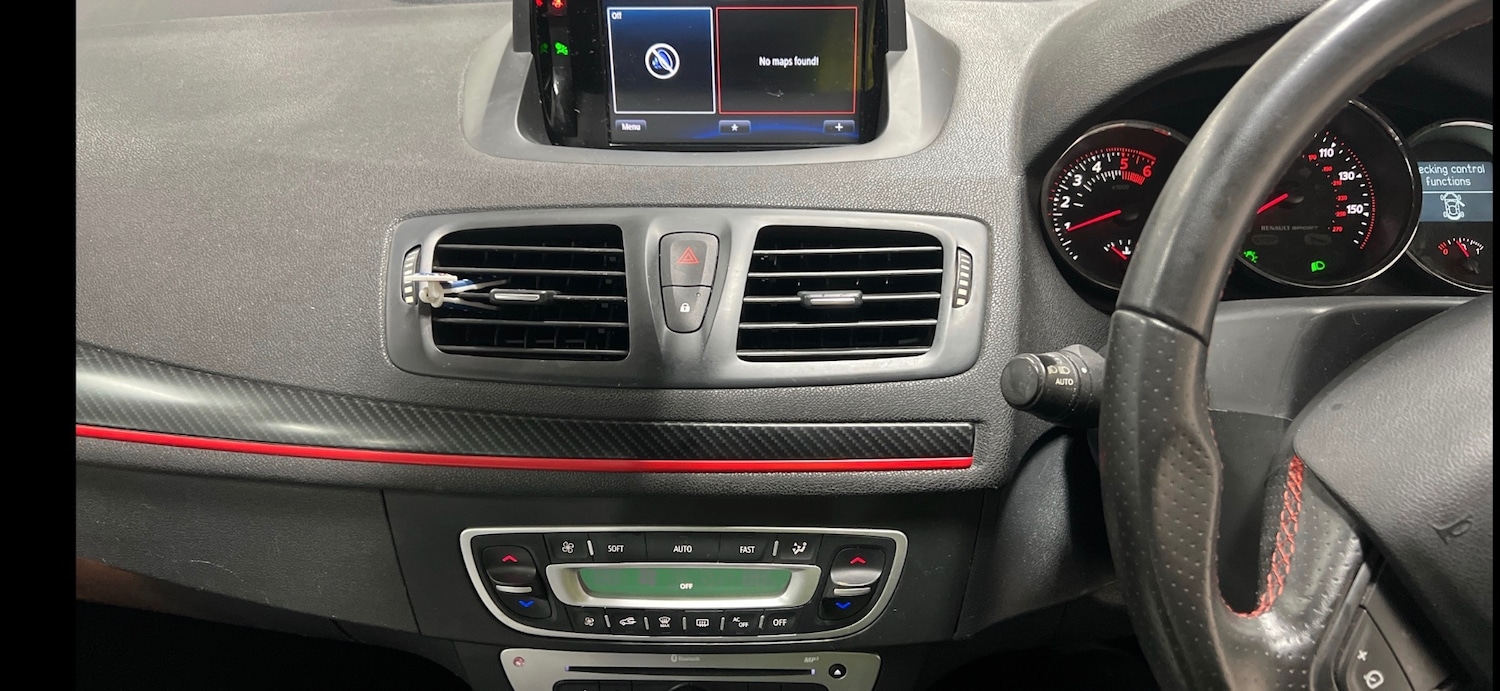 Used Renault Megane 2015 for sale - 77519459: Photo 6