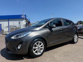 Used Ford Fiesta 2017 for sale - 79164173: Photo