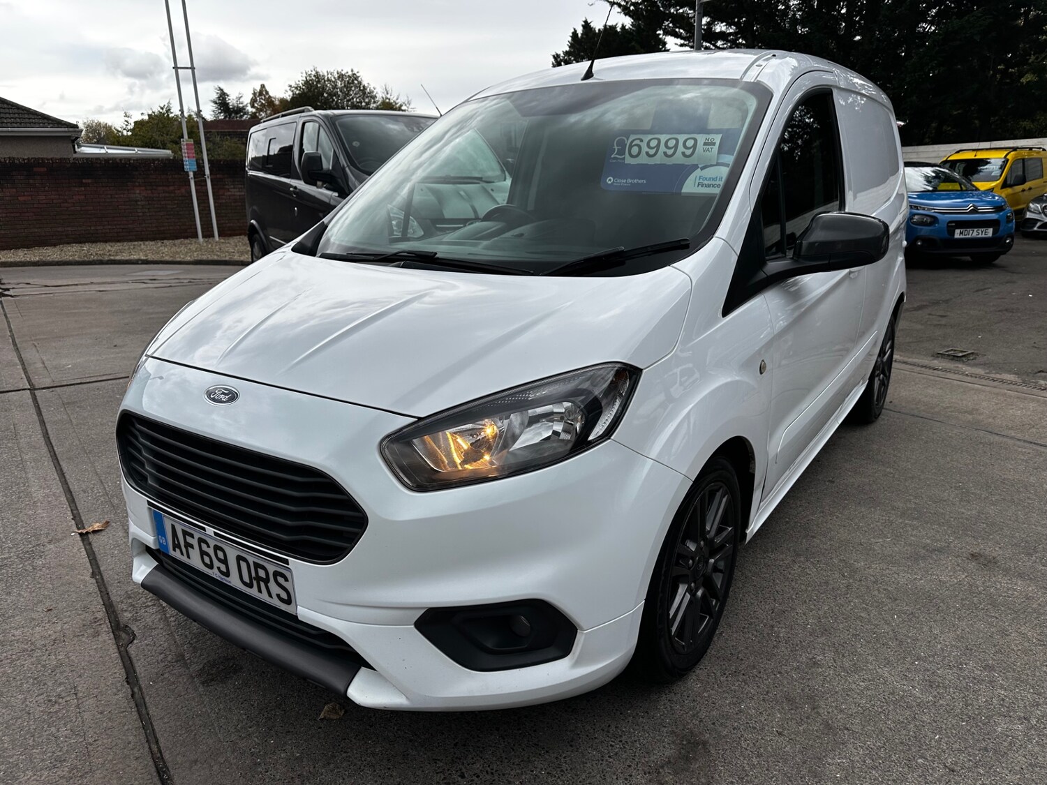 Used Ford Transit Courier 2019 for sale - 76287004: Photo 11