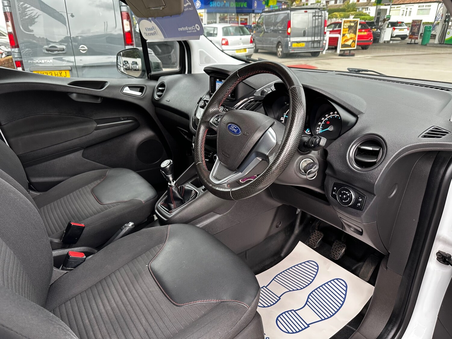 Used Ford Transit Courier 2019 for sale - 76287004: Photo 15
