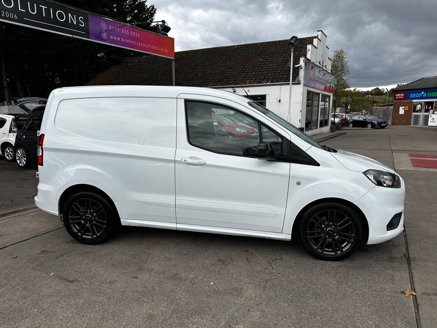 Used Ford Transit Courier 2019 for sale - 76287004: Photo 4