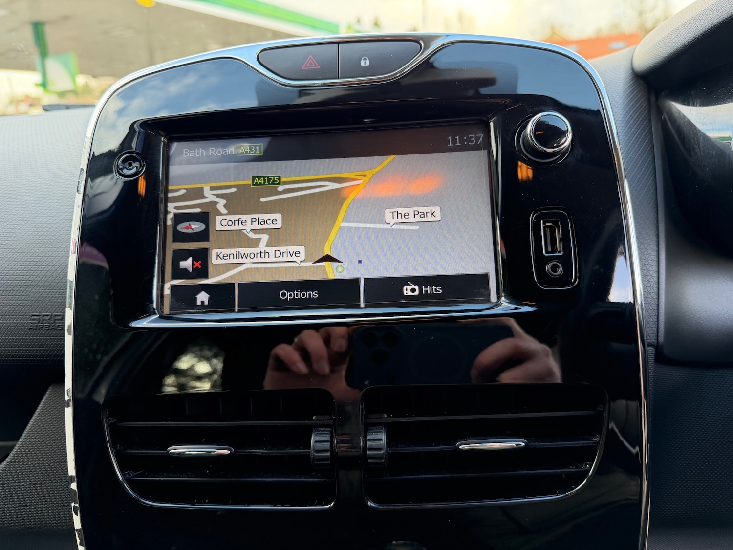 Used Renault Clio 2013 for sale - 77298637: Photo 16