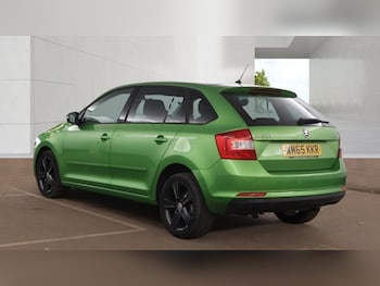 Used Skoda Rapid Spaceback 2016 for sale - 79267115: Photo