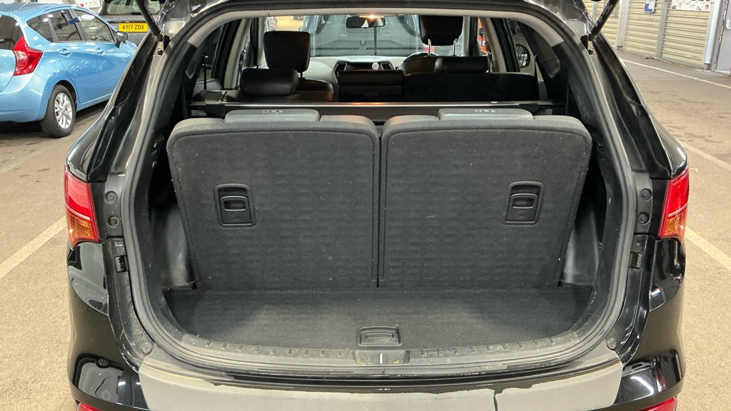 Used Hyundai Santa Fe 2014 for sale - 77984083: Photo 7