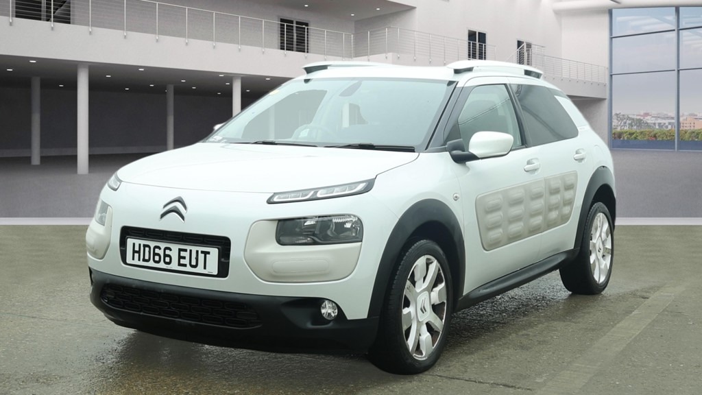 Used Citroen C4 Cactus 2017 for sale - 77312424: Photo 2