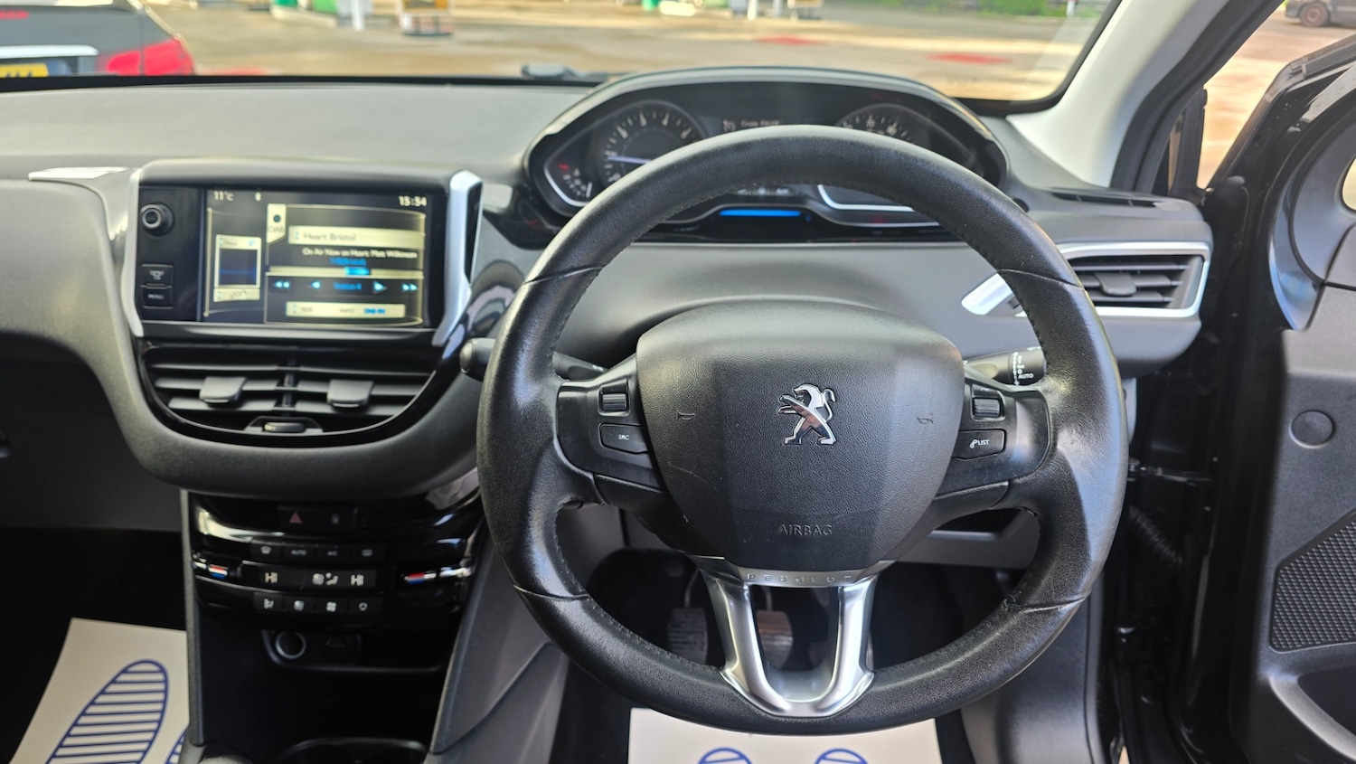 Used Peugeot 208 2013 for sale - 76364095: Photo 14