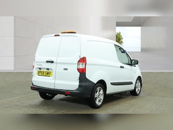 Used Ford Transit Courier 2019 for sale - 78882393: Photo