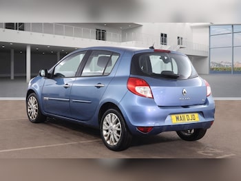 Used Renault Clio 2011 for sale - 77554966: Photo