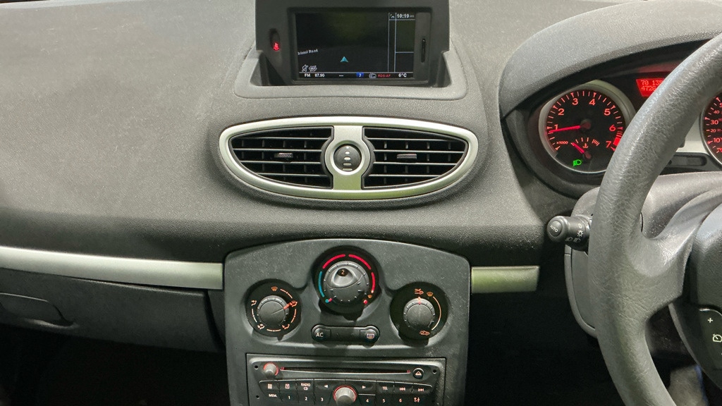 Used Renault Clio 2011 for sale - 77554966: Photo 9