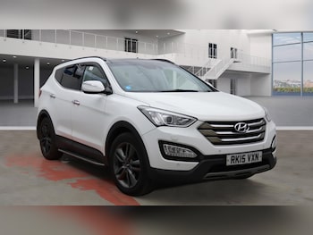 Used Hyundai Santa Fe 2015 for sale - 77392136: Photo