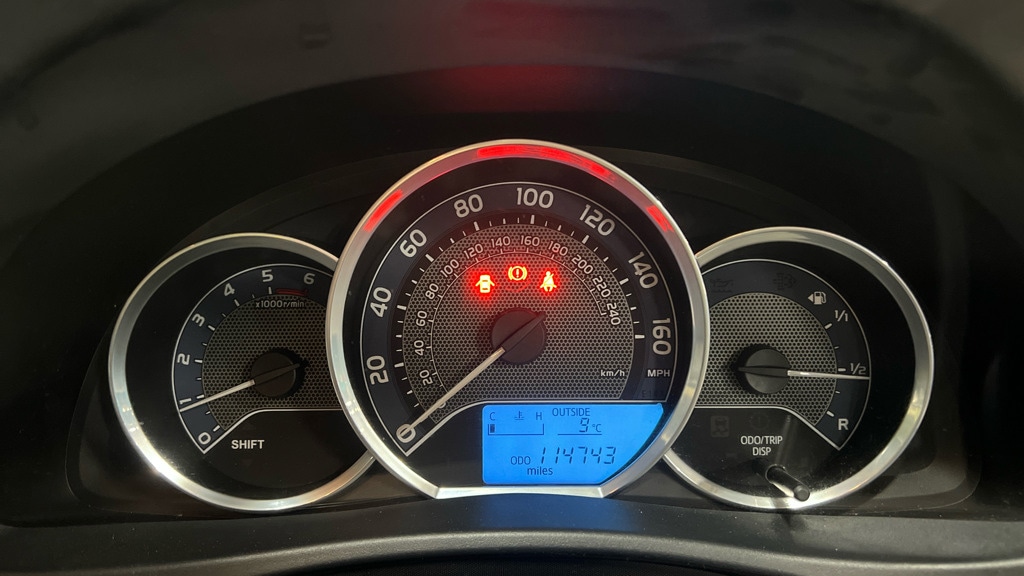 Used Toyota Auris 2014 for sale - 76392529: Photo 9