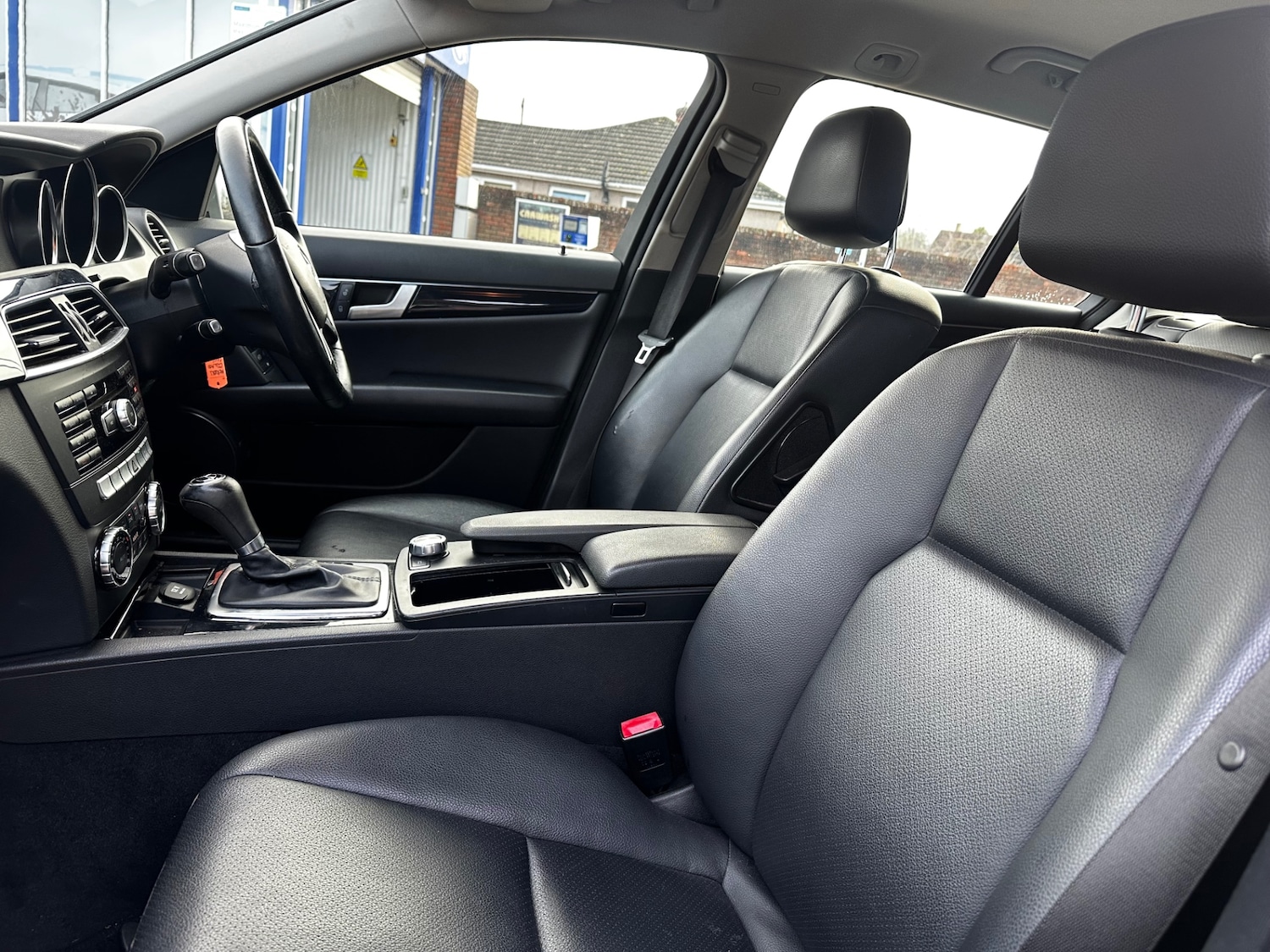 Used Mercedes-Benz C Class 2012 for sale - 76958864: Photo 10