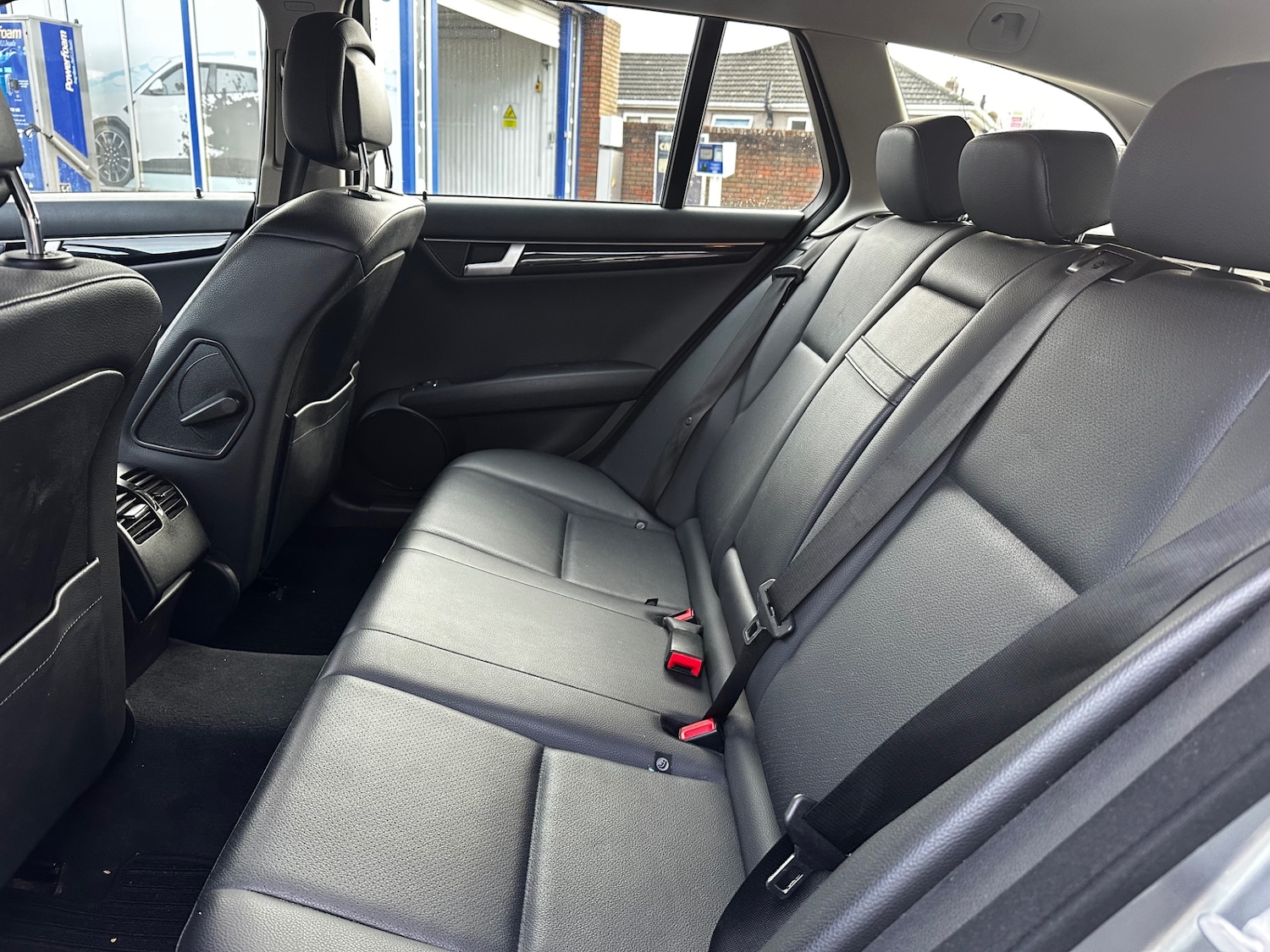 Used Mercedes-Benz C Class 2012 for sale - 76958864: Photo 12