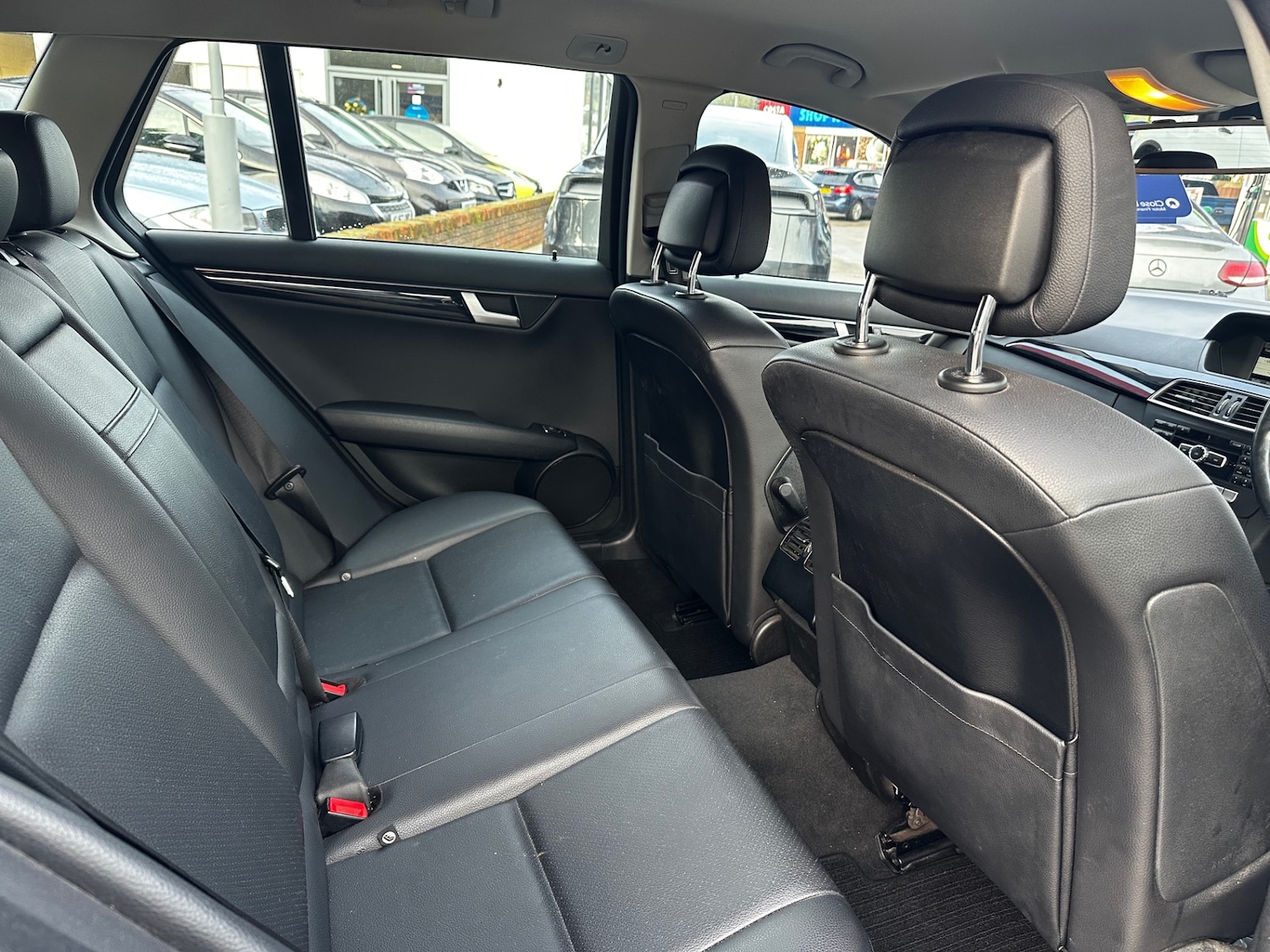 Used Mercedes-Benz C Class 2012 for sale - 76958864: Photo 15