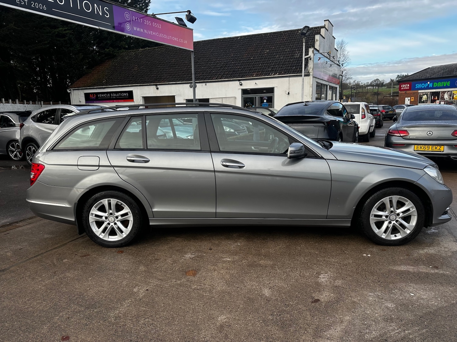 Used Mercedes-Benz C Class 2012 for sale - 76958864: Photo 4