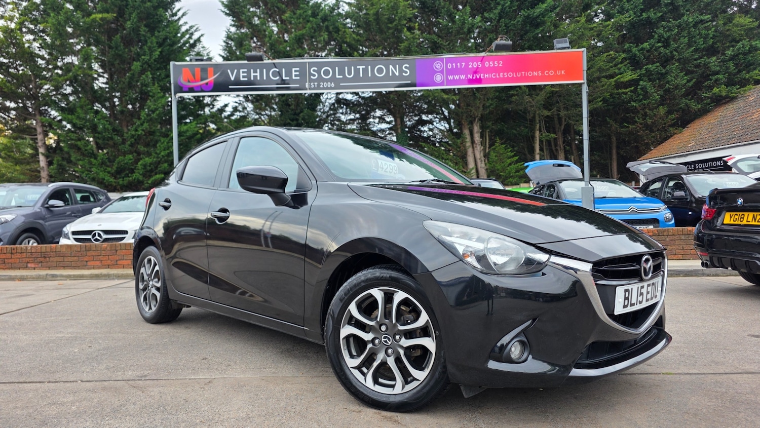 Used Mazda Mazda2 2015 for sale - 76075928: Photo 1