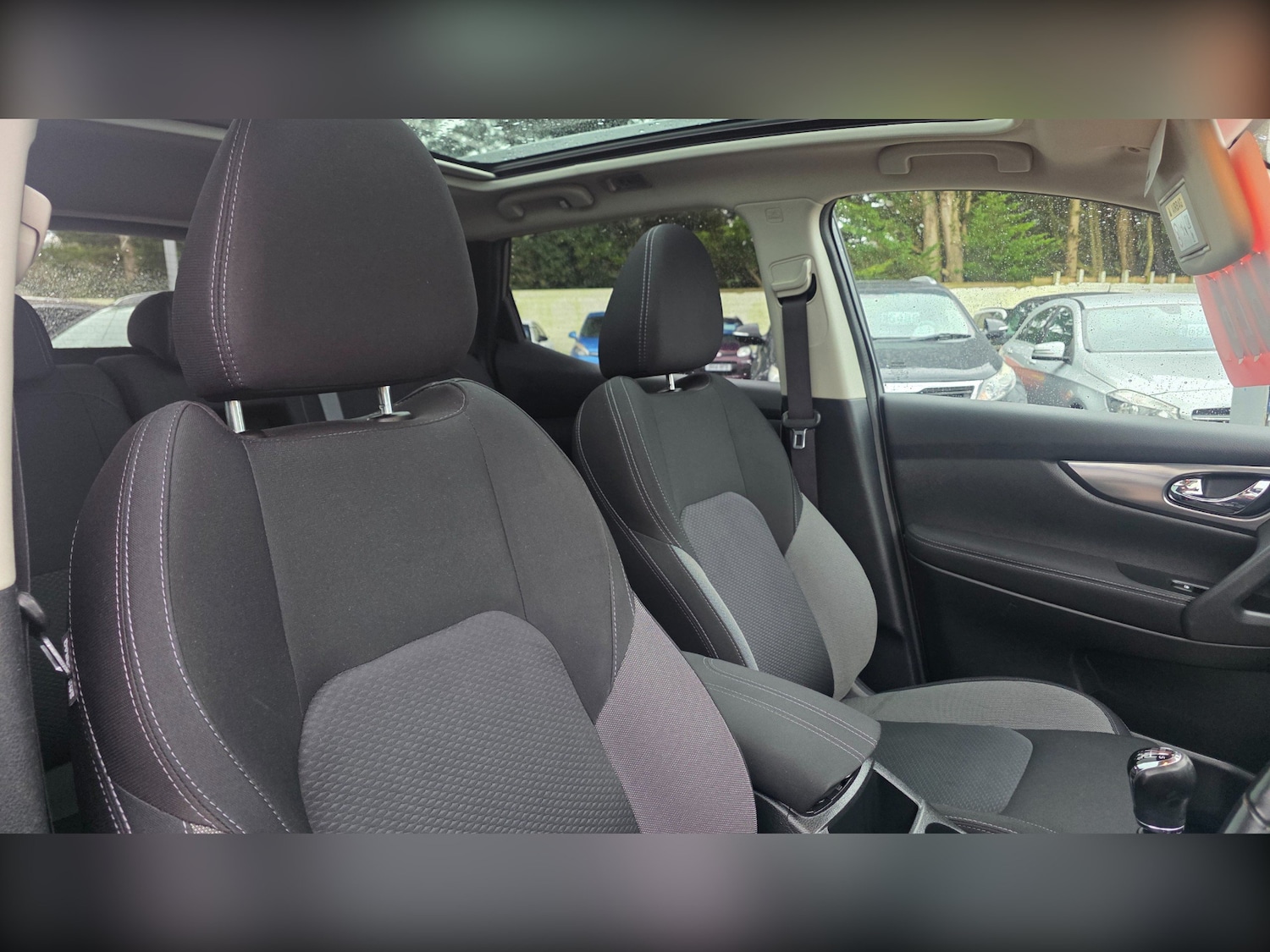 Used Nissan Qashqai 2018 for sale - 77650570: Photo 12