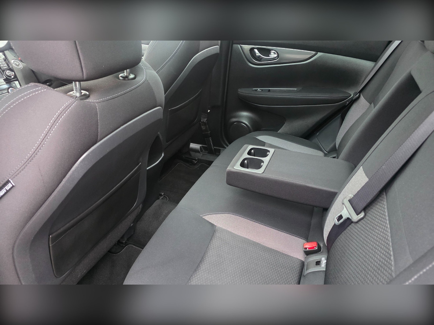 Used Nissan Qashqai 2018 for sale - 77650570: Photo 17