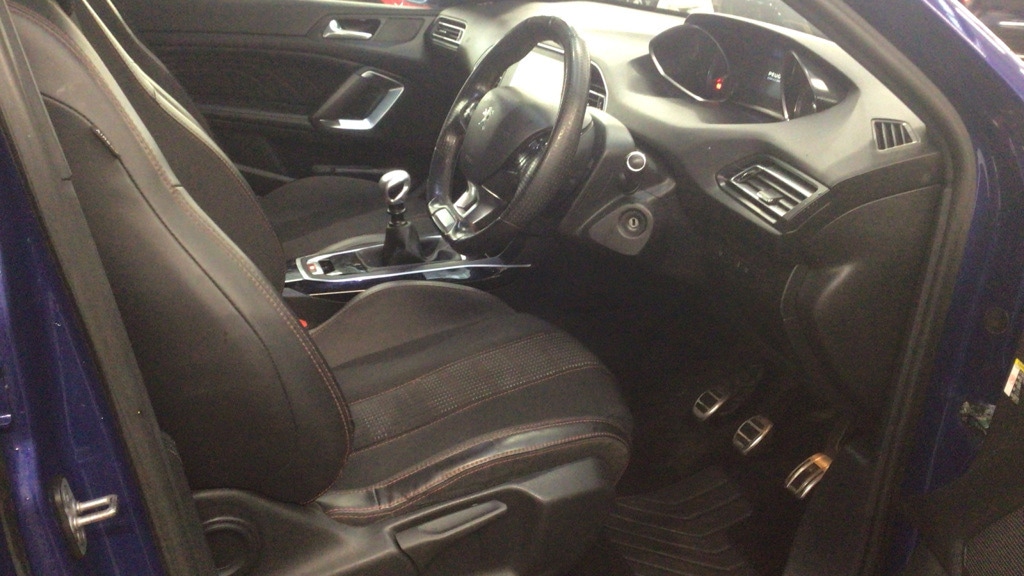 Used Peugeot 308 2016 for sale - 77165562: Photo 9