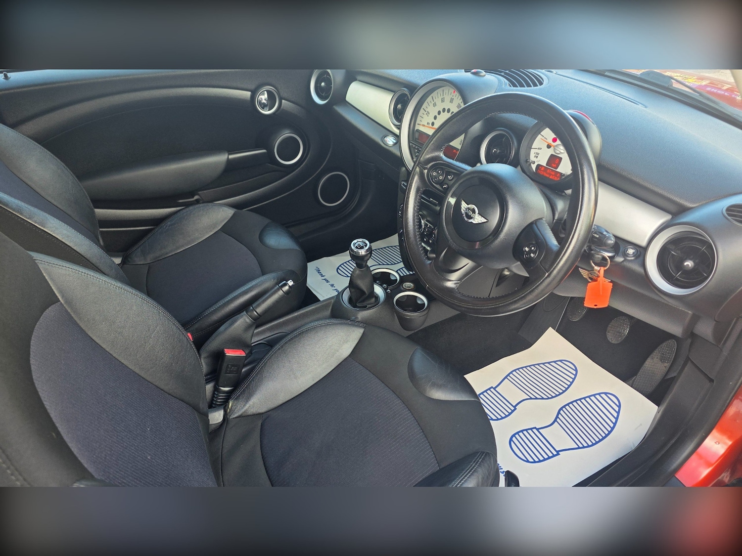 Used MINI Hatch 2011 for sale - 76374092: Photo 8