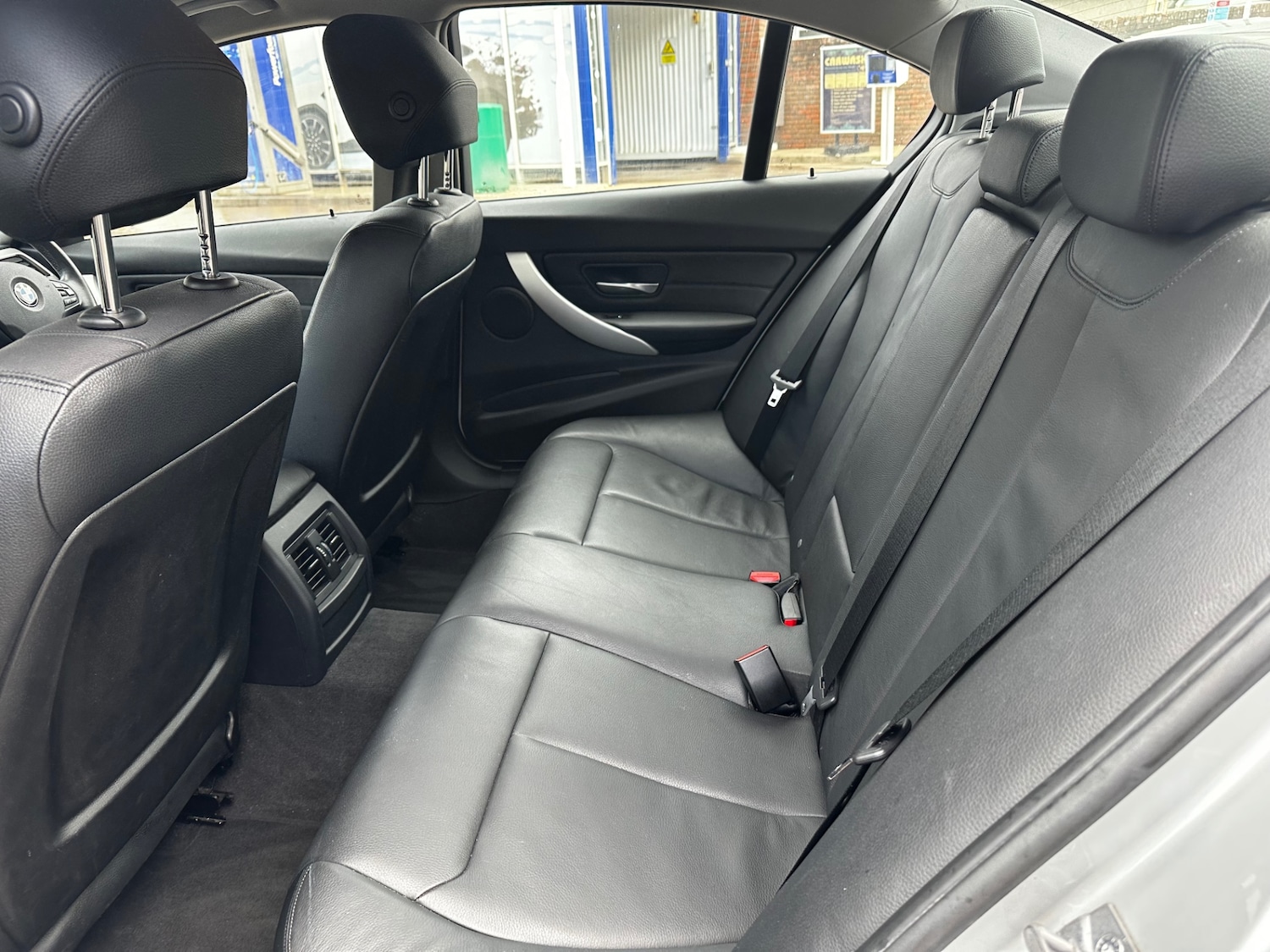 Used BMW 3 Series 2013 for sale - 76490969: Photo 9