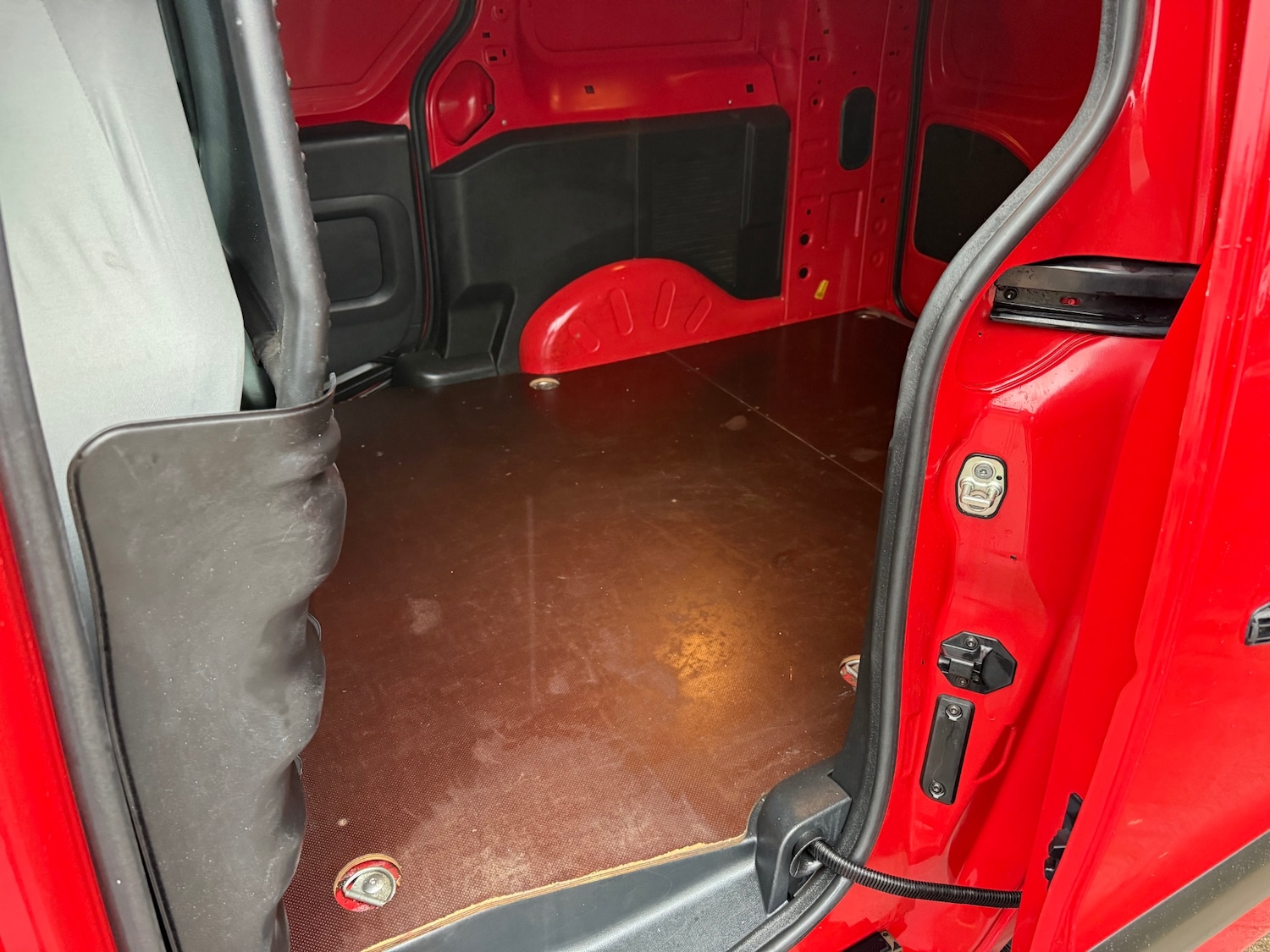 Used Peugeot Partner 2014 for sale - 76757178: Photo 12