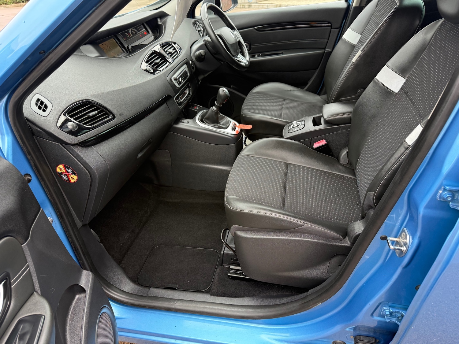 Used Renault Scenic 2015 for sale - 77504347: Photo 14