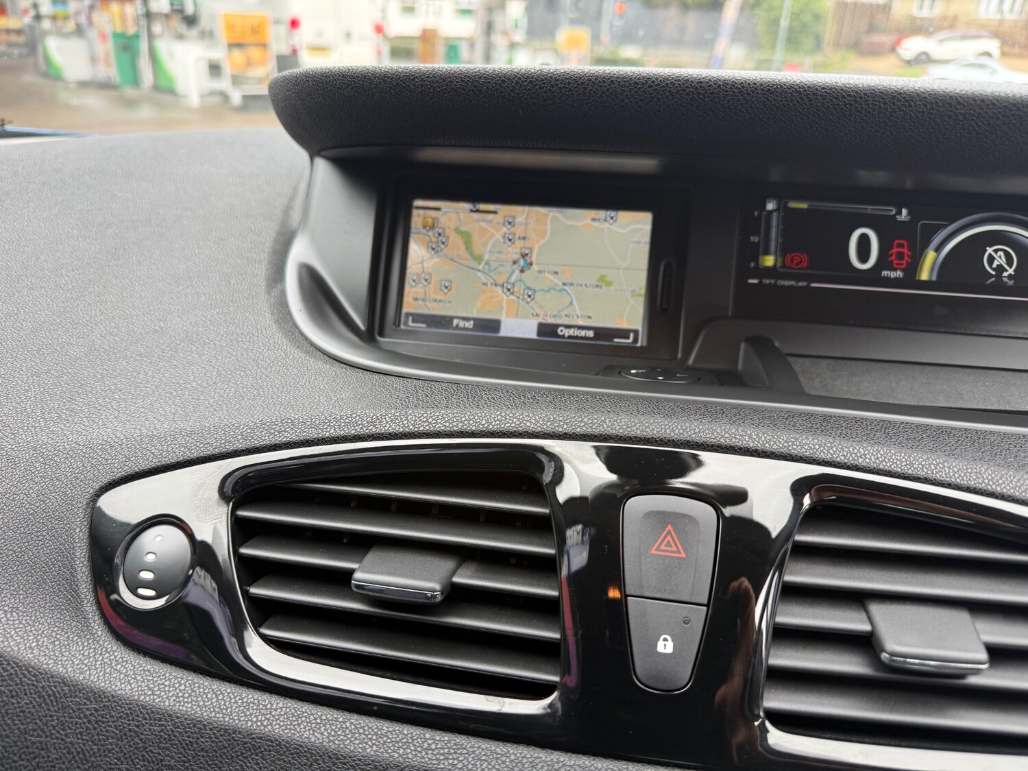 Used Renault Scenic 2015 for sale - 77504347: Photo 15