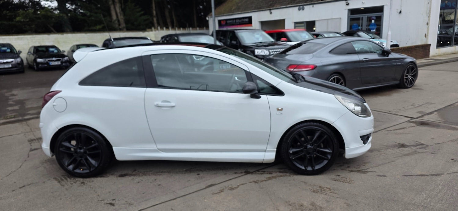 Used Vauxhall Corsa 2010 for sale - 77901741: Photo 2