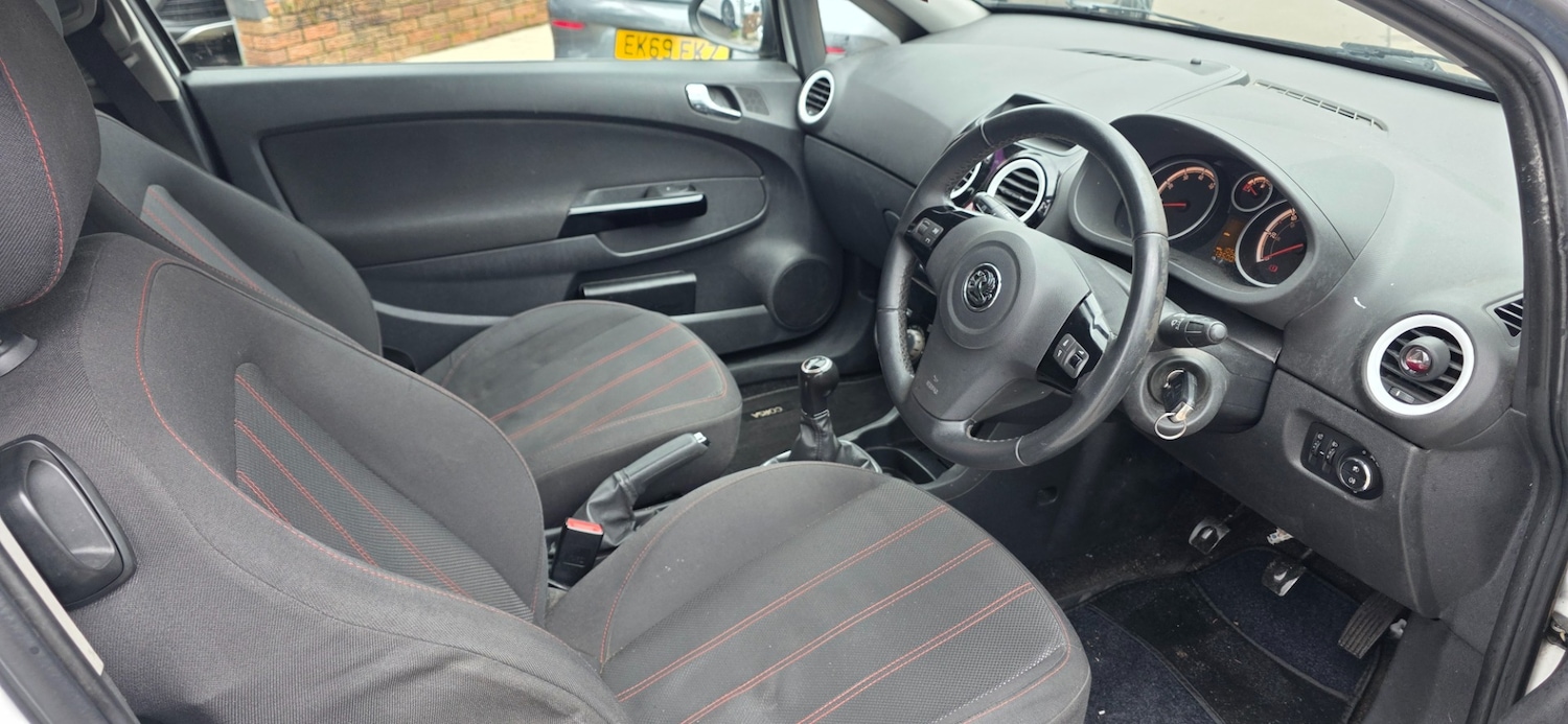Used Vauxhall Corsa 2010 for sale - 77901741: Photo 8