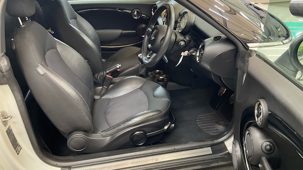 Used MINI Roadster 2013 for sale - 76257983: Photo 9