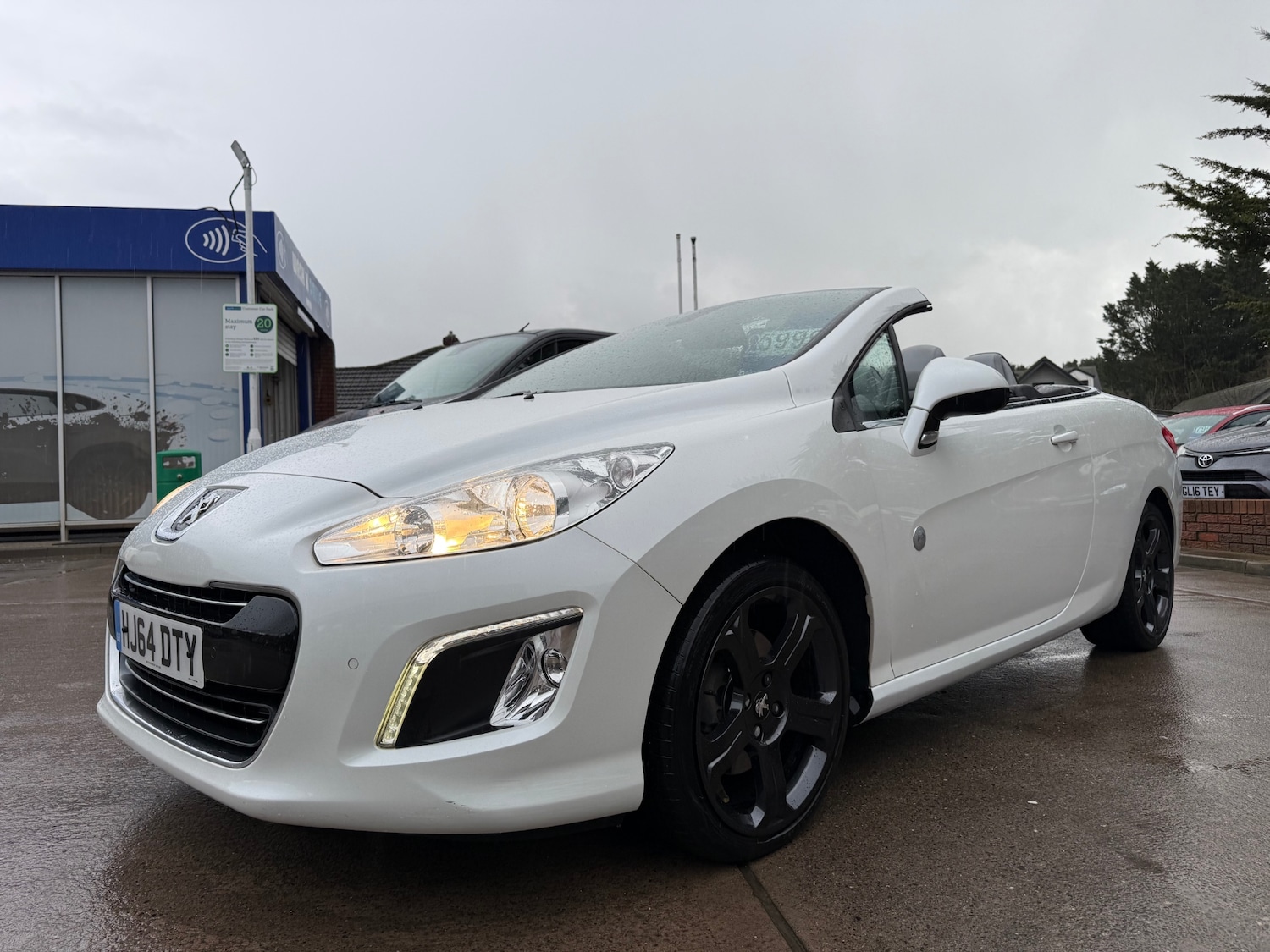 Used Peugeot 308 2014 for sale - 77462083: Photo 2