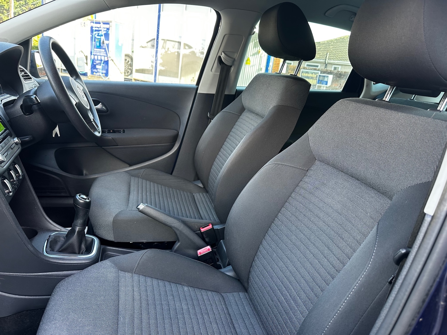 Used Volkswagen Polo 2012 for sale - 76352171: Photo 11