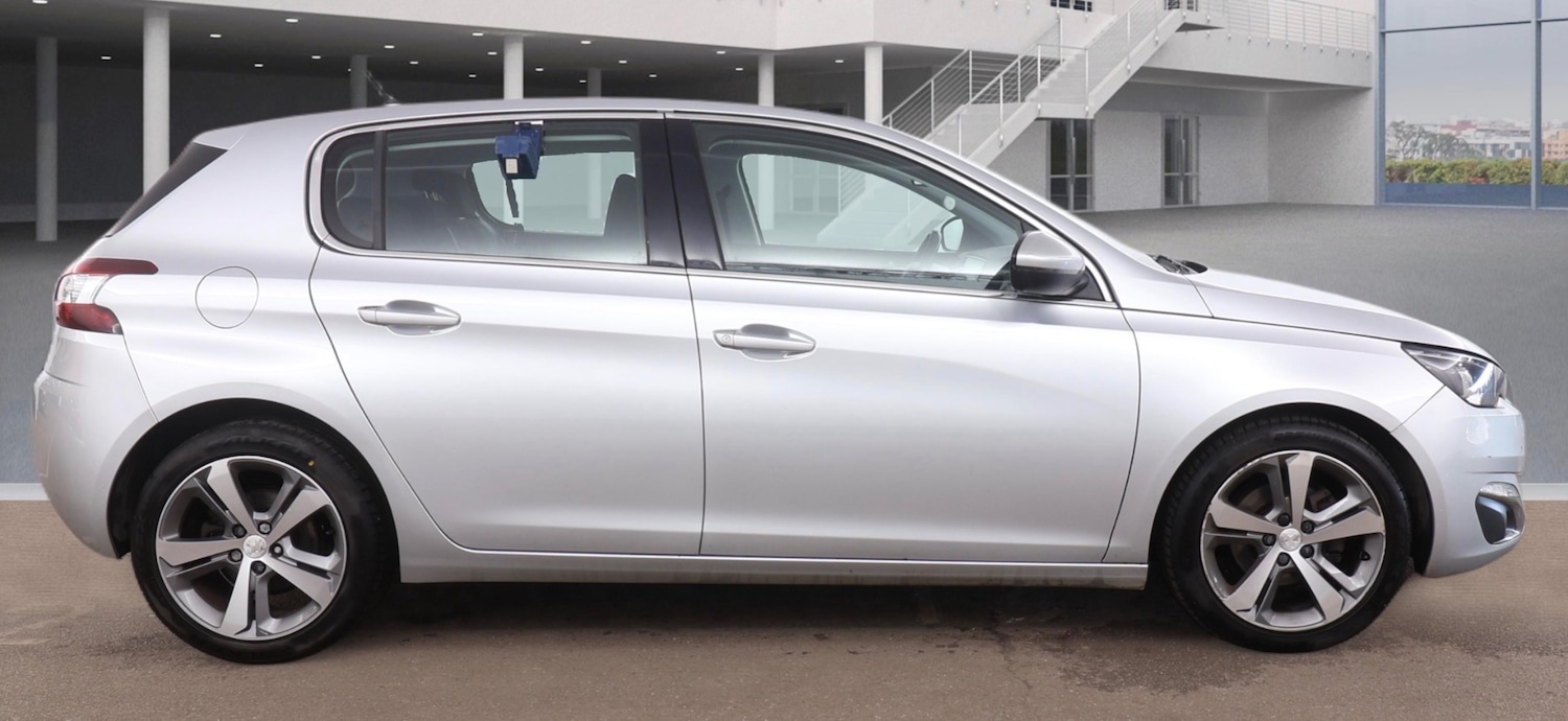 Used Peugeot 308 2015 for sale - 77888276: Photo 4