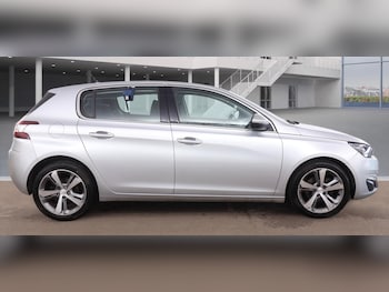 Used Peugeot 308 2015 for sale - 77888276: Photo