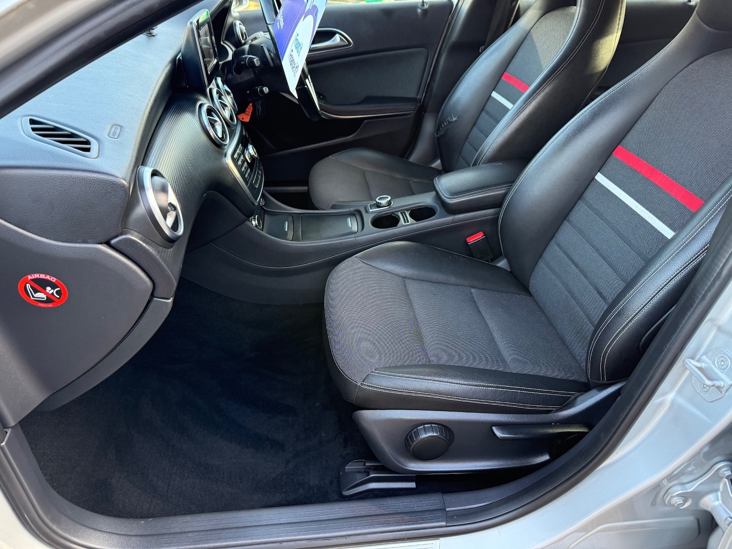 Used Mercedes-Benz A-Class 2014 for sale - 76532538: Photo 14