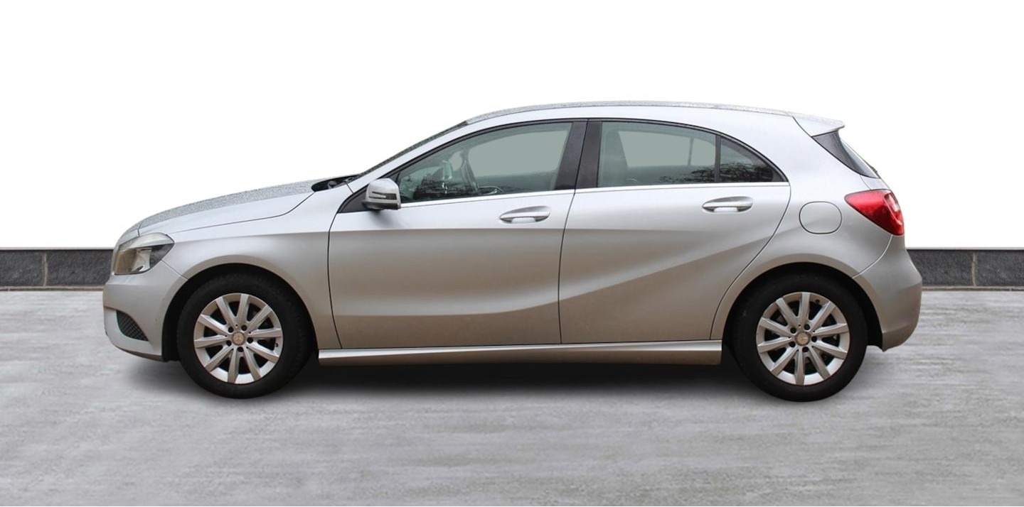 Used Mercedes-Benz A-Class 2014 for sale - 76532538: Photo 2
