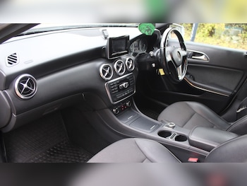 Used Mercedes-Benz A-Class 2014 for sale - 76532538: Photo