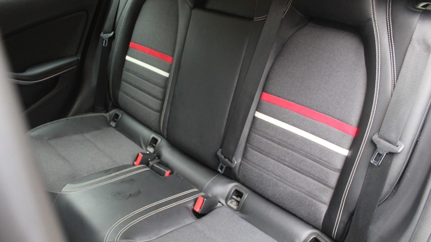 Used Mercedes-Benz A-Class 2014 for sale - 76532538: Photo 5