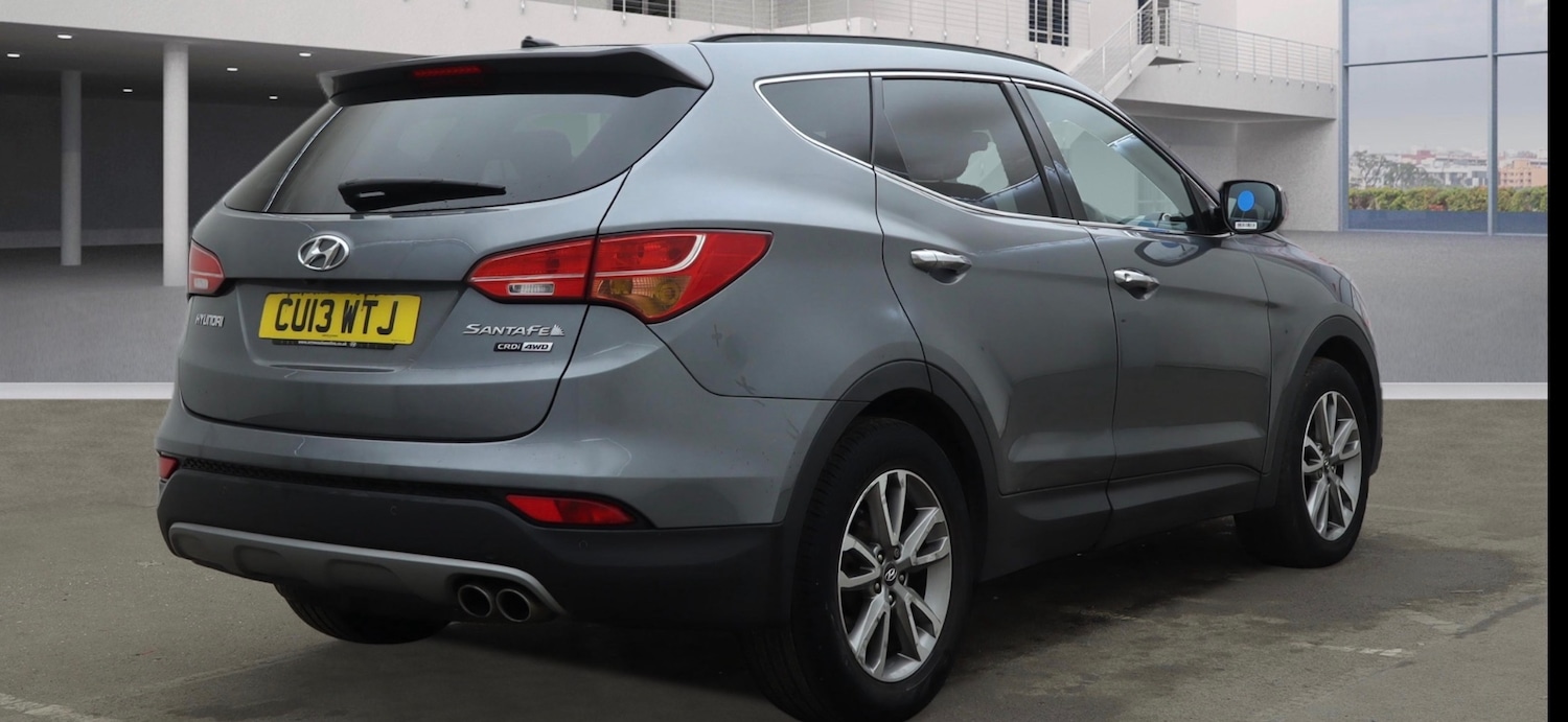 Used Hyundai Santa Fe 2013 for sale - 77669104: Photo 3
